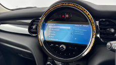 MINI Hatchback 1.5 Cooper Classic Premium 5dr Petrol Hatchback